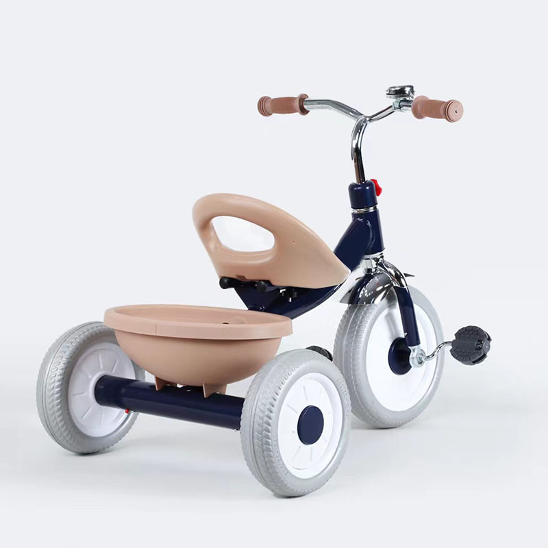 Children's Tricycle WIth Extra-large Trunk