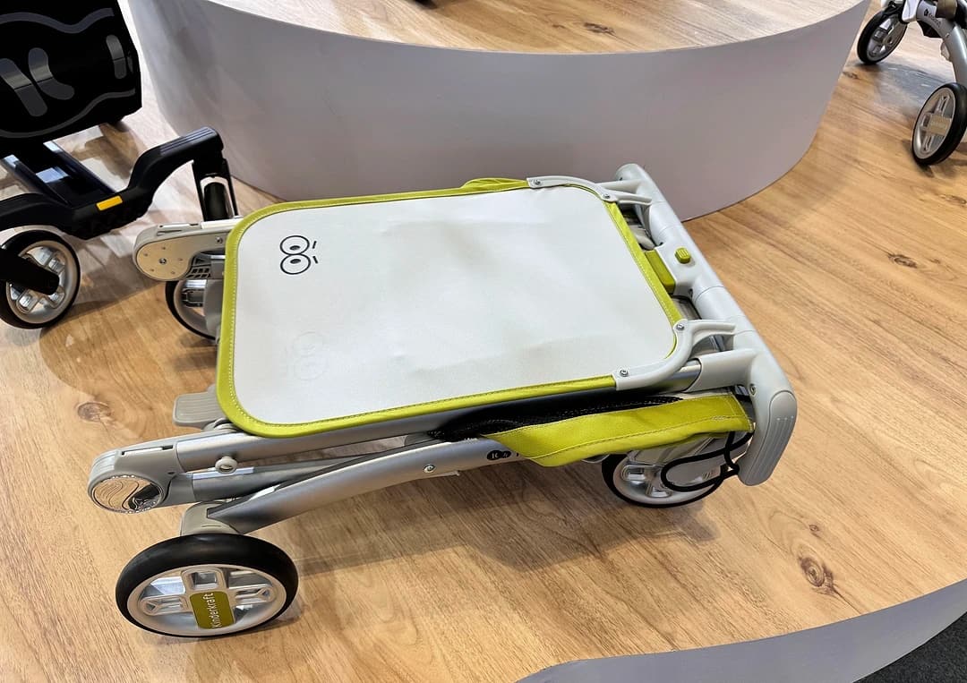 baby stroller