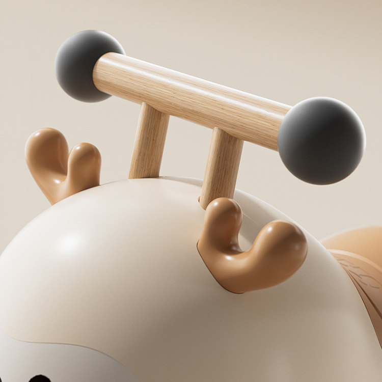 Sponge hand protection ball, sturdy stick wood handles