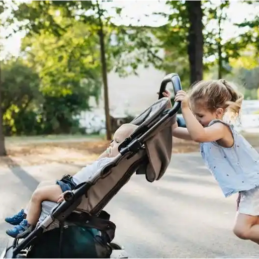 Heads Up, Parents & Sellers! New EU Stroller Safety Rules Start Jan 30, 2025